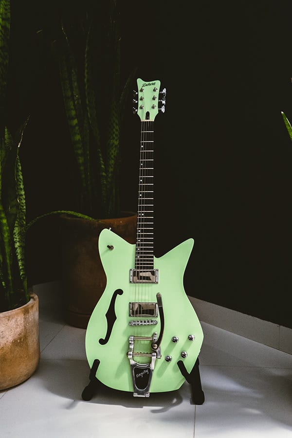 Electric Guitar MK I /MMXX/ Dehesa · plate 21